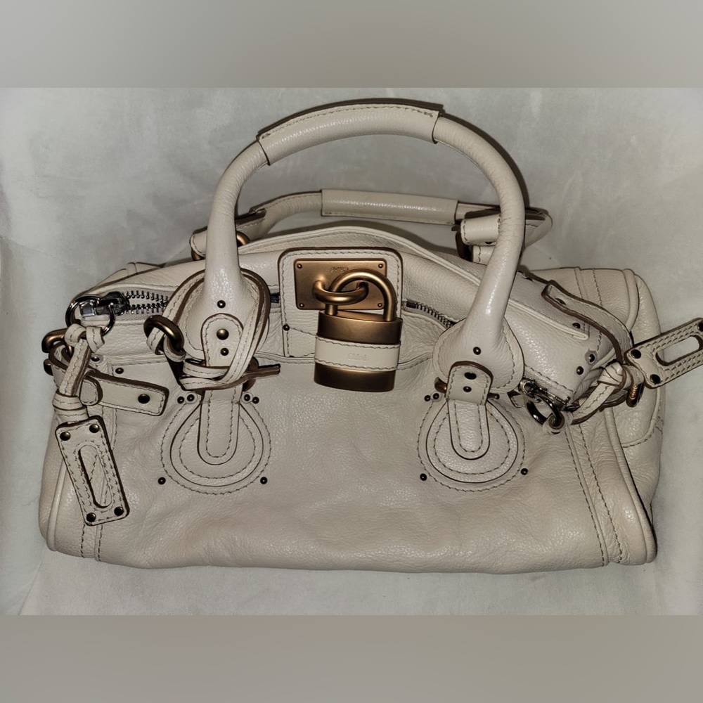 Authentic Chloe Paddington Bag in a Luxe Cream colour. In perfect condition!